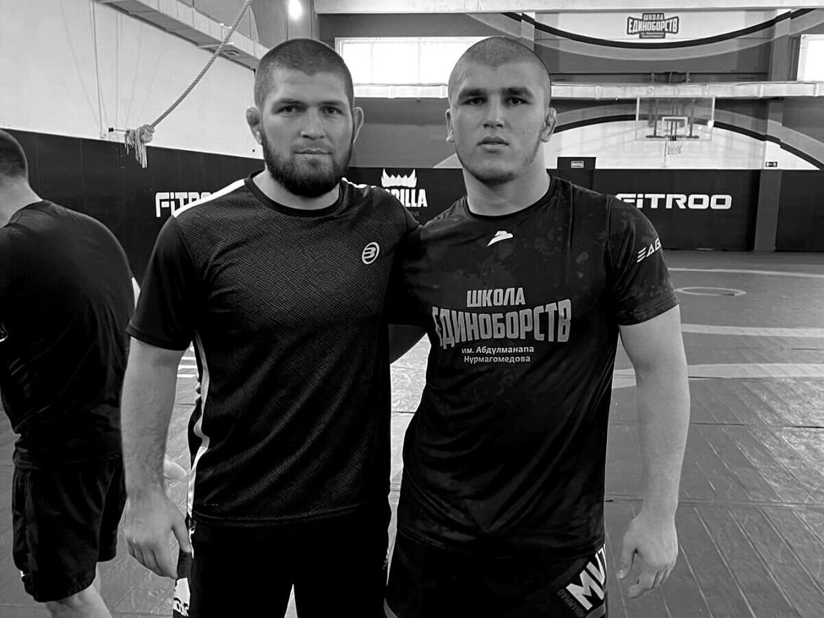    Мухаммад Мутаев (справа) с Хабибом Нурмагомедовым© Соцсети спортсмена