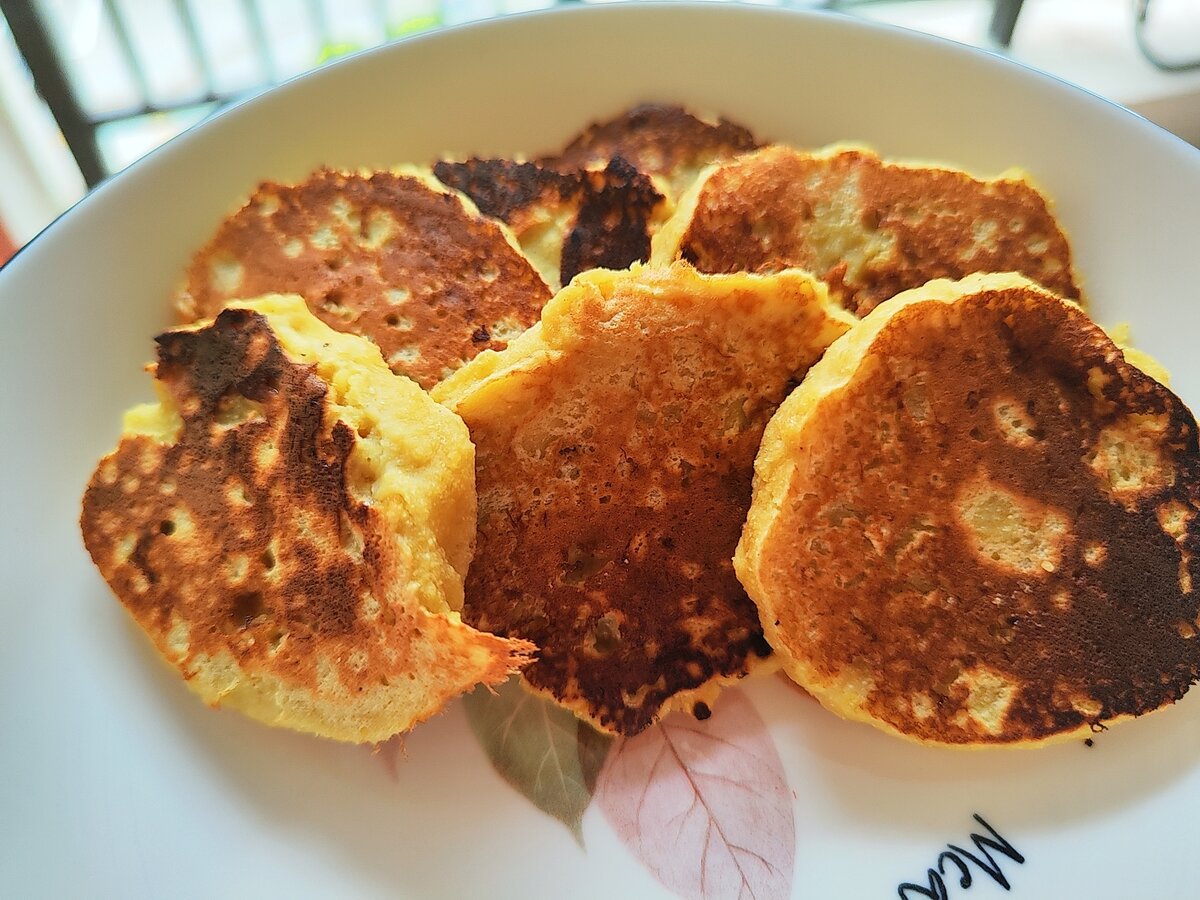 Вот такие оладьи у меня получились