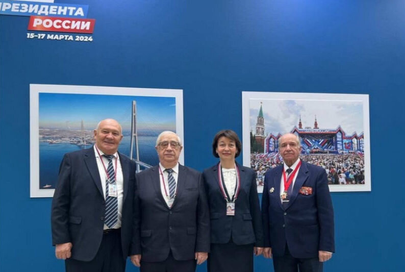   Александр Колесниченко, Лев Алфёров, Галина Генералова и Александр Струков