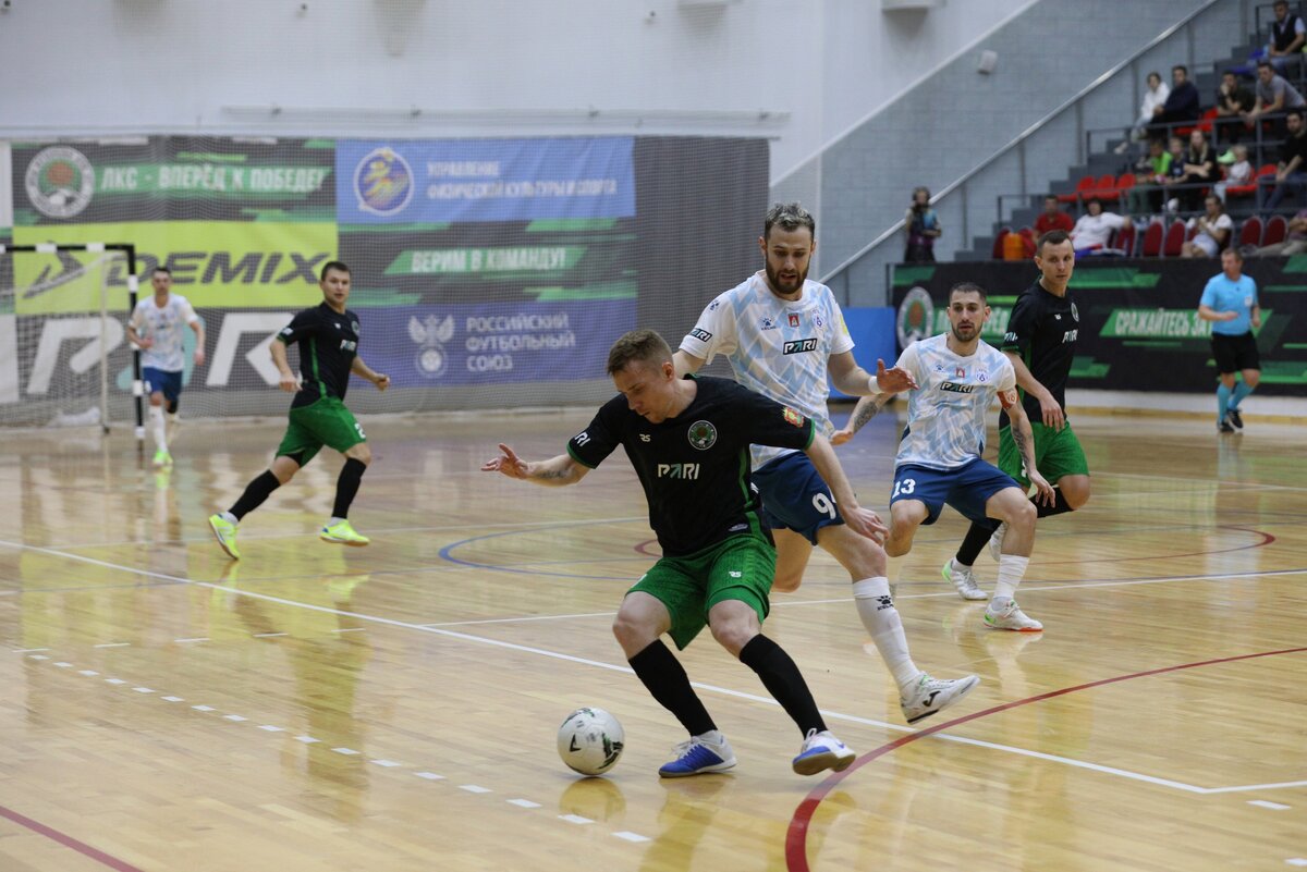 суперлига мини футбол. мфк лкс. праздник футбола. схема плей офф из 4 команд. лкс футбольный клуб.