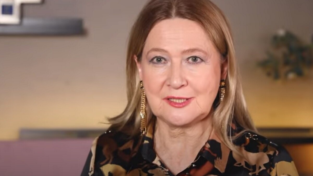 близнецы гороскоп на жетон эскиз. гороскоп близнецы 2024 женщина глоба. близнецы зодиак. необычный гороскоп вк. гороскоп близнецы картинка брат и сестра на фоне планеты.