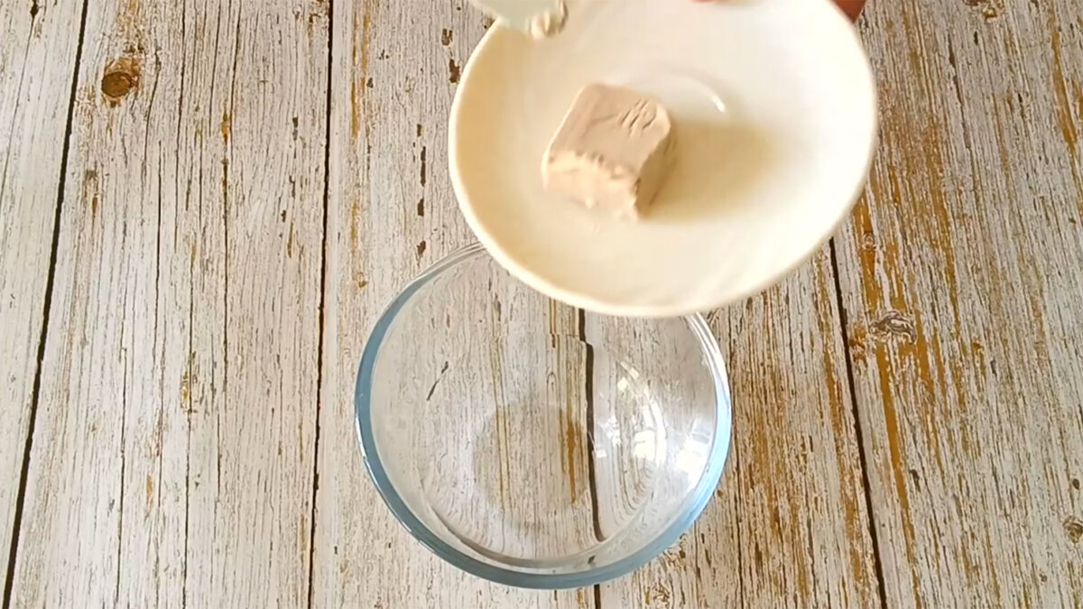 Дрожжевое тесто. Тесто и мучные изделия. Приготовление дрожжевого теста и изделий из него. Дрожжевое опарное тесто. Приготовление дрожжевого теста.