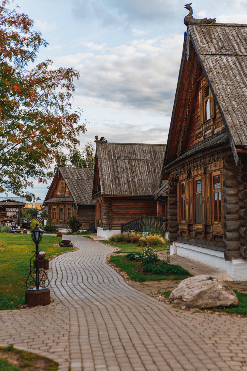 свято-введенский островной монастырь сверху. город покров владимирской области колледж. рынок в покрове владимирской области. покров владимирская область. покров город продукция.