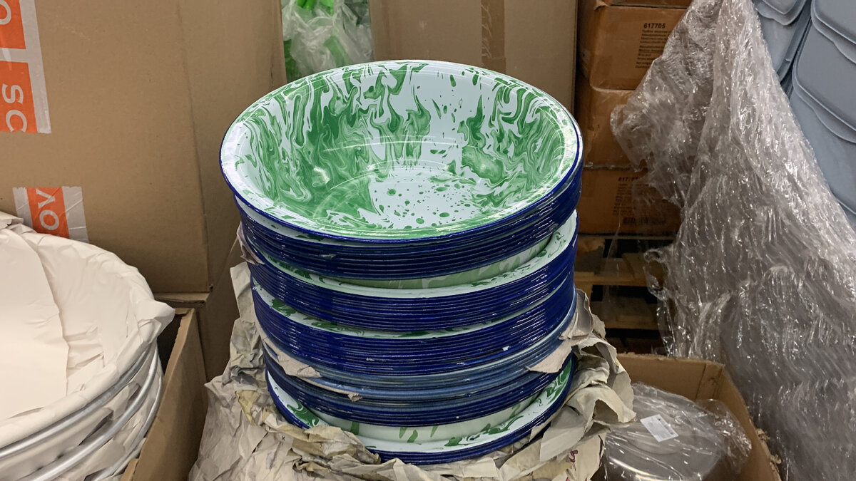 Модная столовая посуда. Посуда для кухни. Denby, керамика. Красивый набор посуды. Сейчас посуда.