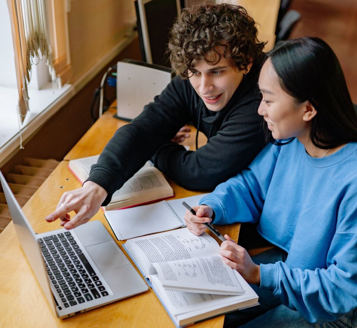 Постепенно можно просить у человека о большем. Фото с сайта pexels.com, используется по лицензии Creative Commons