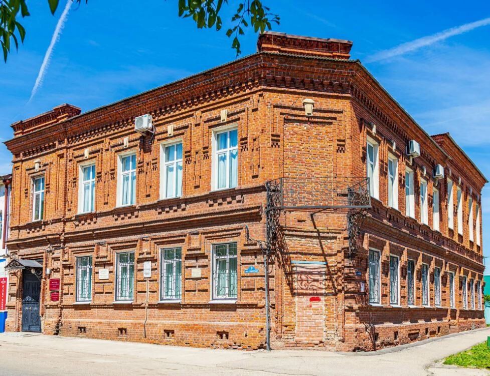 Манежная площадь москва зимой 2022. Невский проспект украсили к новому году. Манежная площадь 2022. Куда сходить 6 и 7 января. Новый год в москве.