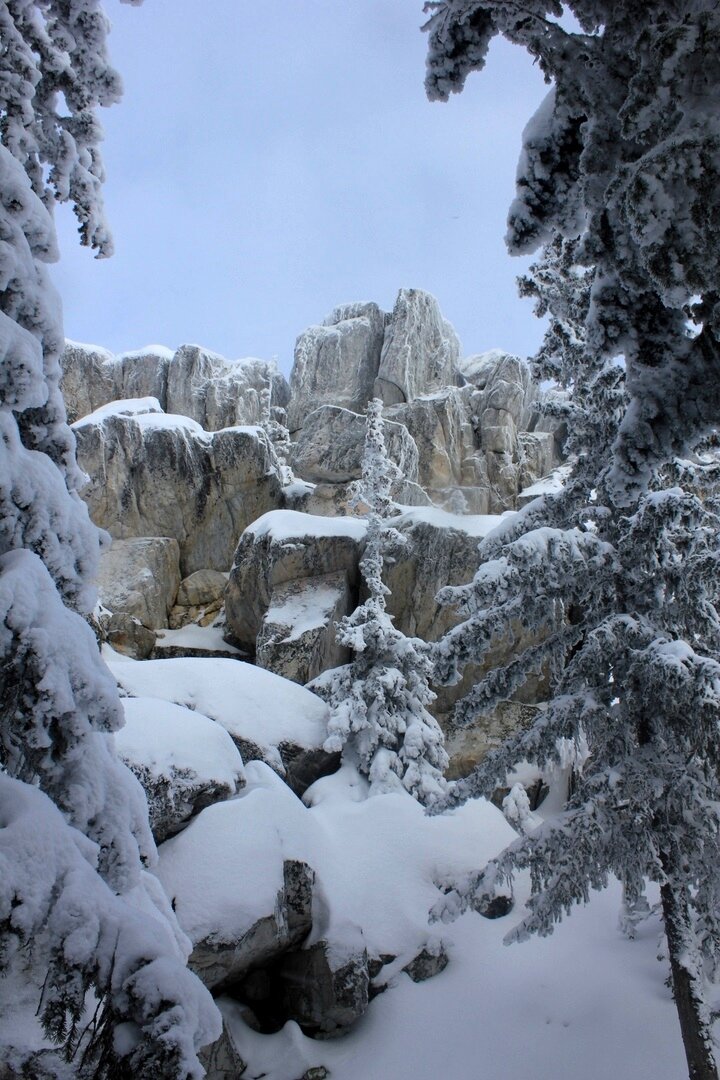 Гора семерка на эльбрусе. 7 mountains. 7 mountains. Седьмая гора. Национальный парк валь гранде, пьемонт.