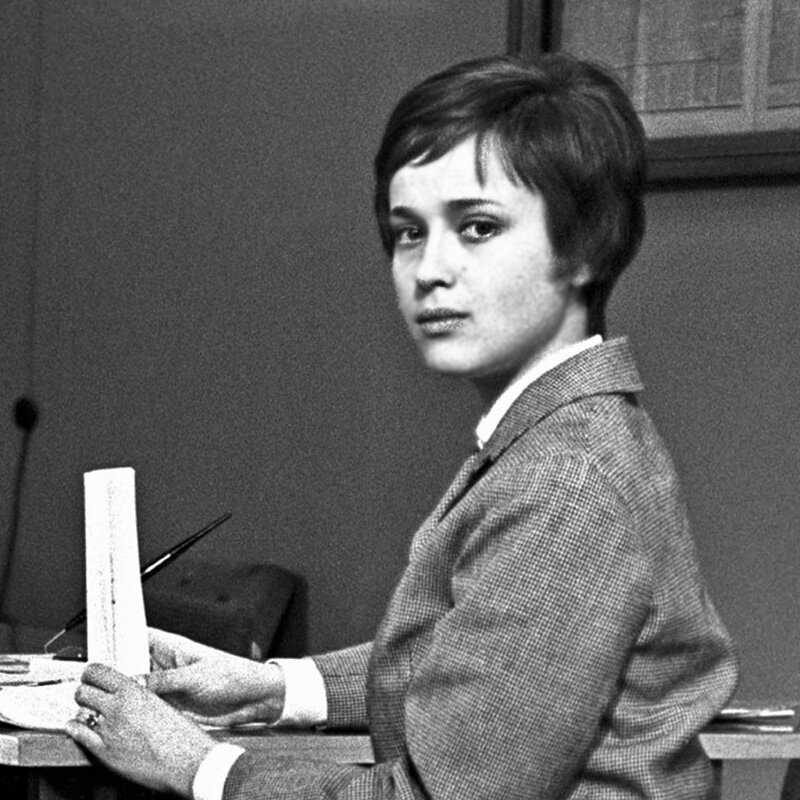 Ирина Печерникова в фильме "Доживём до понедельника" 1968 год.