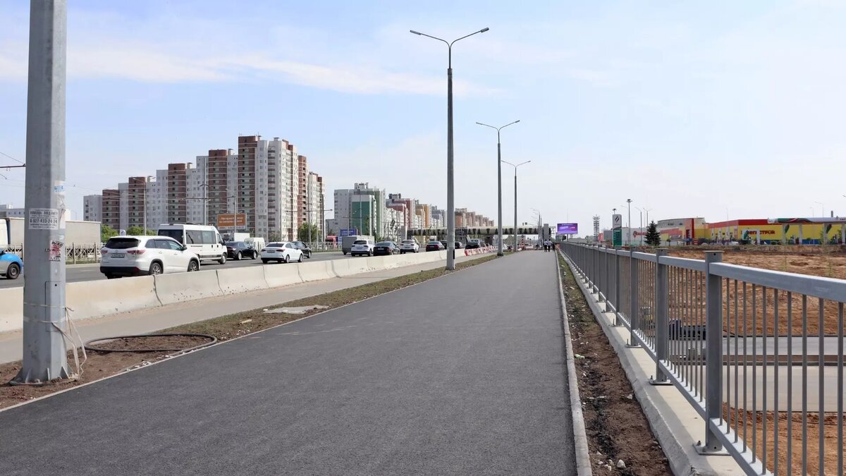     Вторая очередь Вознесенского тракта будет платной для татарстанцев. Об этом во время итоговой коллегии министерства транспорта и дорожного хозяйства рассказал глава Татарстана Рустам Минниханов.