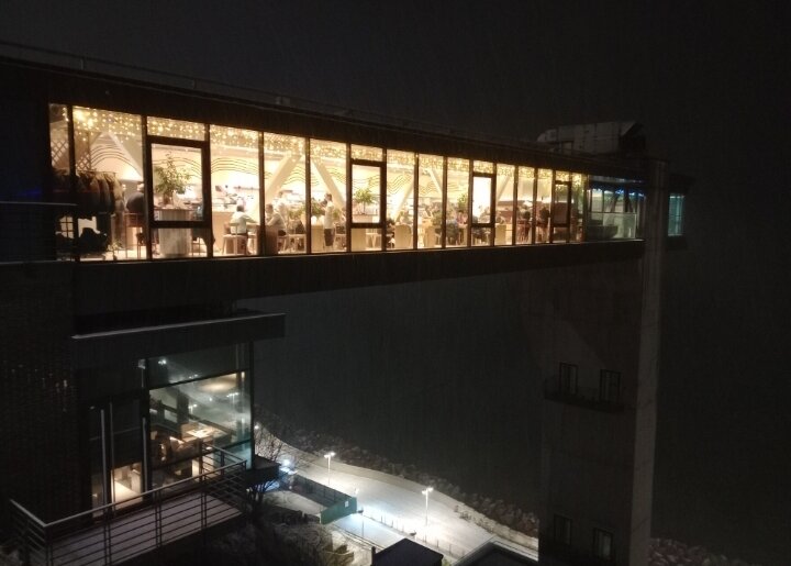 Танцы минус город сказка текст. Текст песни город сказка город. Лучший город земли текст. Текст песни этот город. Минус песни городок.