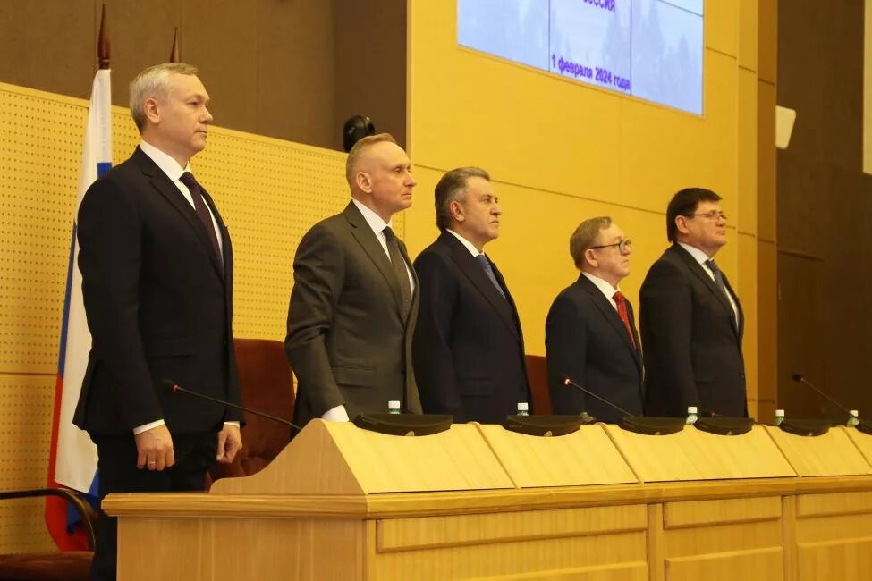 Кто является начальником гражданской обороны. Заместитель заведующего в доу. Должности относящиеся к руководителям. Кто является заведующим. Устав внутренней службы вооруженных сил рф единоначалие.