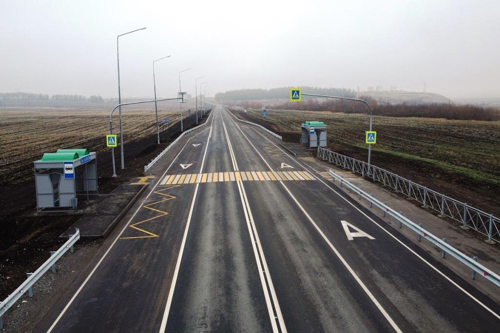 современная автомагистраль. тверь трасса м10. стройка дороги. трасса м7 волга. трасса м4 дон автобан.