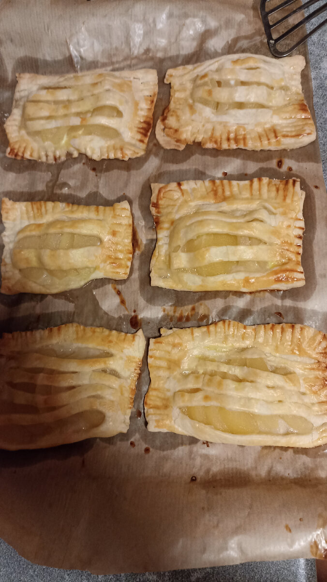 Стихи как быстро годы пролетают. Стихи о быстро летящих годах. Что то незаметно что закрыли. Незаметно наступают. Рассвет наступит незаметно мартова людмила книга.