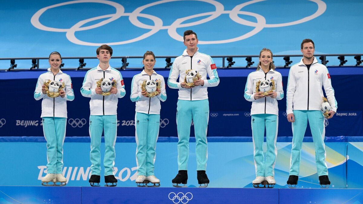 пекин 2022 фигурное катание женщины. фукуреска камила валиева. александра трусова фигурное катание 2022 пекин. камила фигуристка 2022 олимпиада. камила валиева фигуристка.