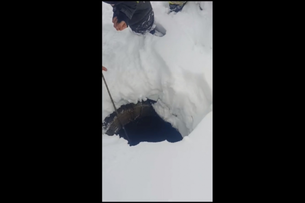    В Калужской области 10-летний мальчик провалился в канализационный люк