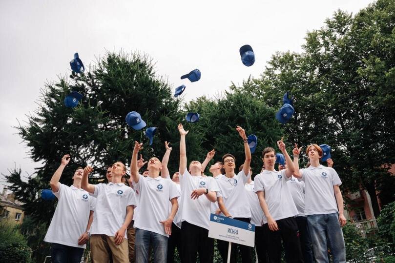 получать ежедневно. вро расскажи. получи 7. получать ежедневно. таблица полезных витаминов.