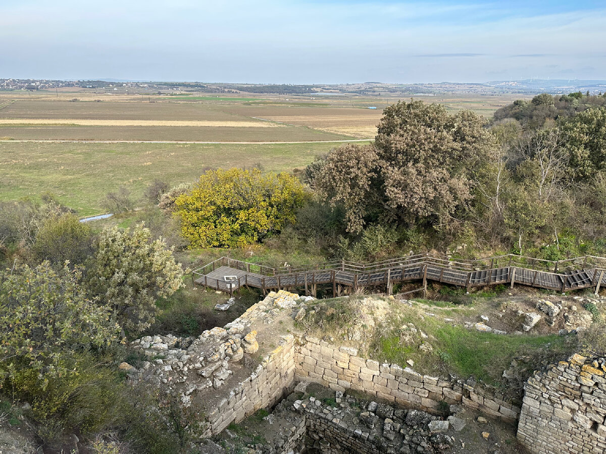 Древняя цивилизация древнего египта. Греция амфитеатр парфенон колизей. Храм юпитера в баальбеке ливан. Древнего ancient. Сирия архитектура пальмира.