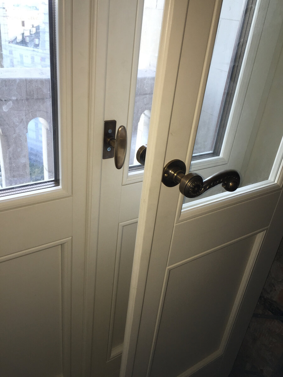 Двойные окна и двери