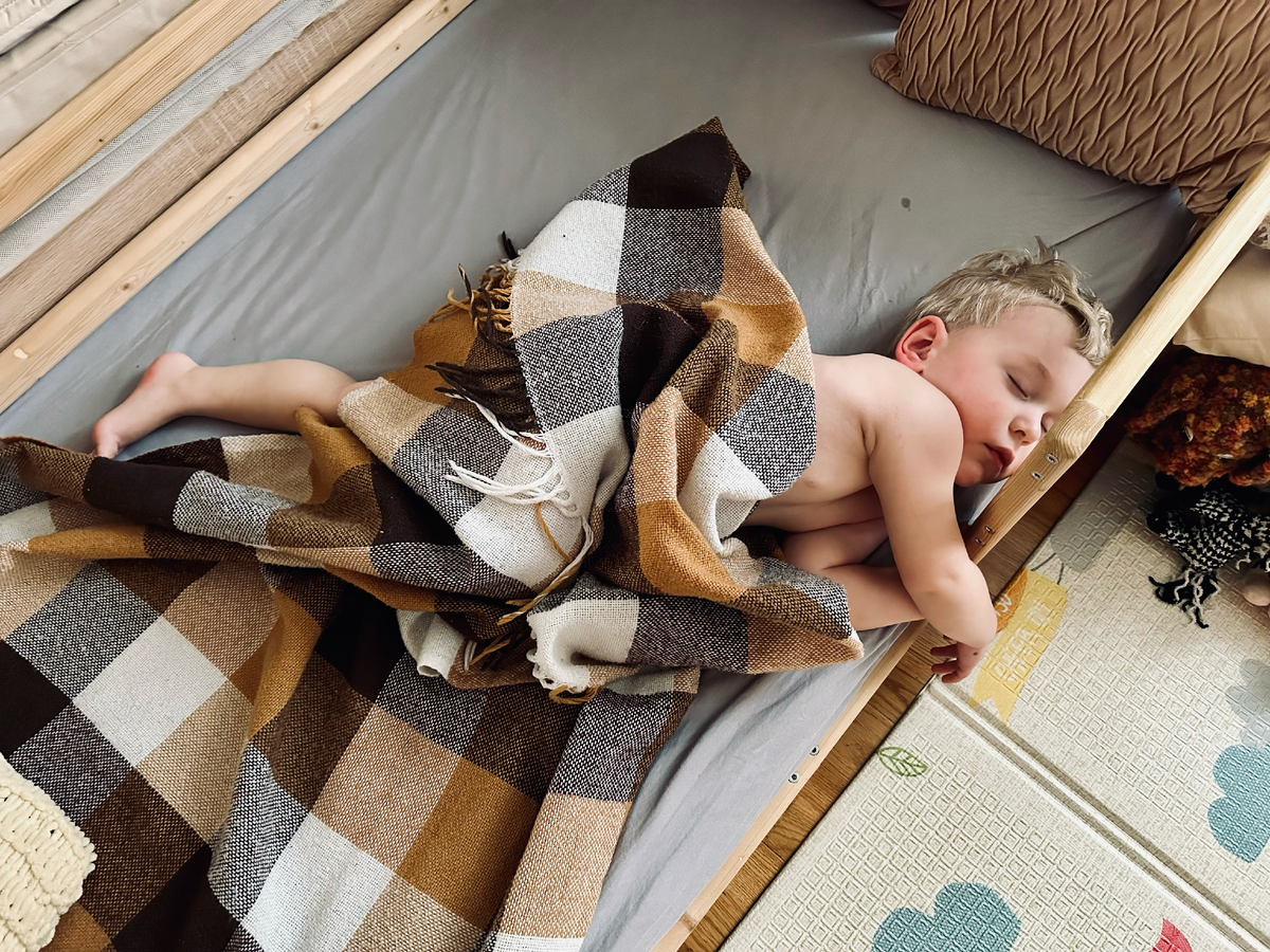 Методы самозасыпания для ребенка. Как научить самозасыпанию. Методика самозасыпания эстивиля. Книги про сон для детей. Как научить самозасыпанию.