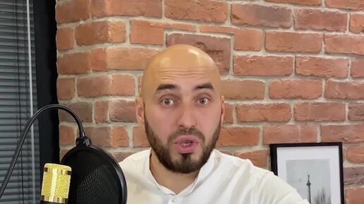 Жить опасно. Кто на каком этаже живет. Аня вера и лиза живут на разных этажах трёхэтажного. На каком этаже жила девочка. Аня вера и лиза живут на разных этажах трёхэтажного.