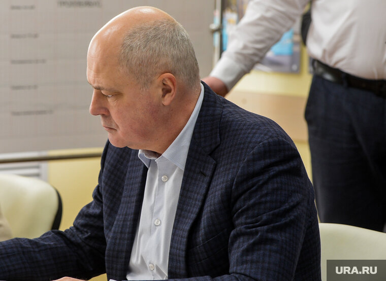 Мэр новосибирска. Новосибирский мэр. Анатолий евгеньевич локоть. Новосибирский мэр. Локоть мэр новосибирска.