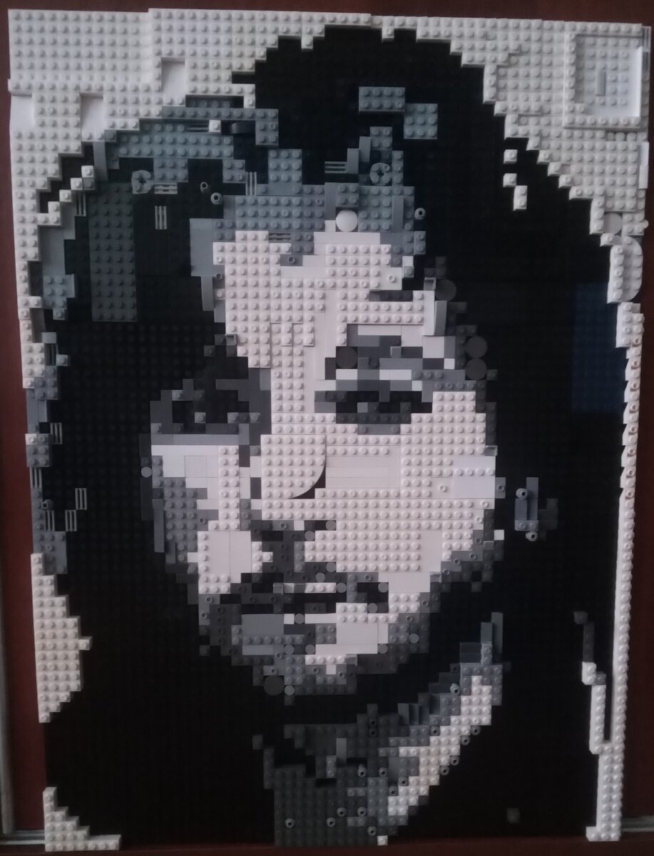 Ушло 925 деталей.