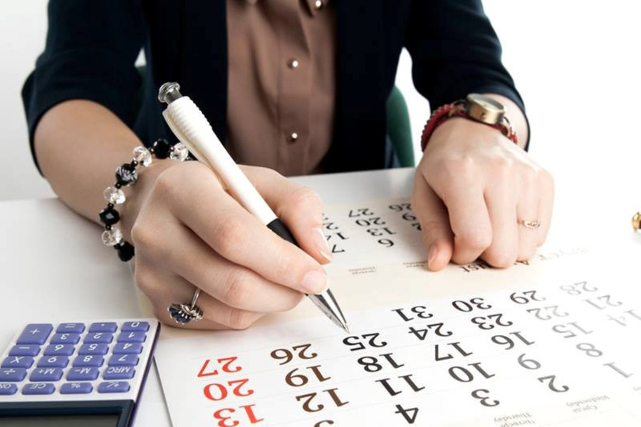 Почта в новогодние праздники. График работы в новогодние праздники. Работа почты в новогодние праздники. График работы почты на праздничные дни января. График работы почты россии в праздничные дни.