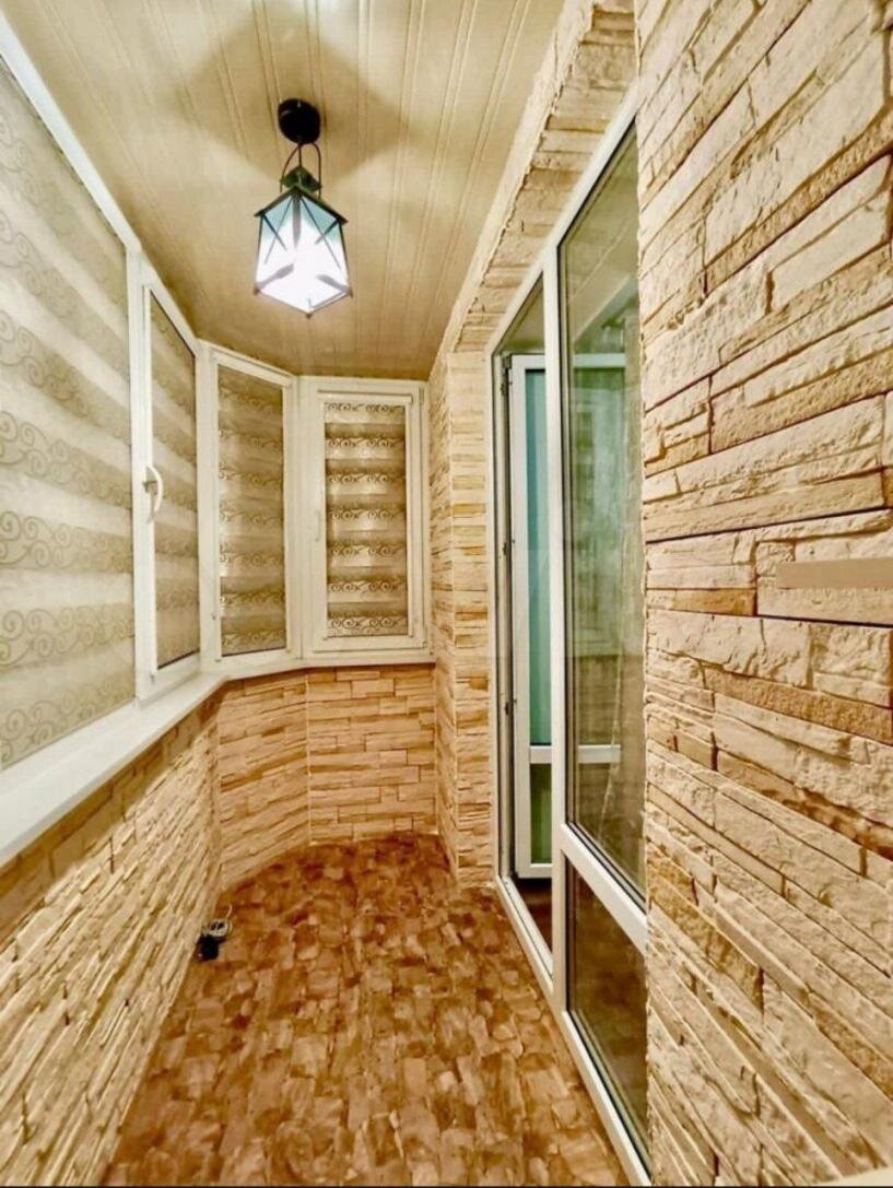 элитная квартира. деньги и ключи от квартиры. выкуп квартир срочно. жилое помещение. продать квартиру в ипотеке.