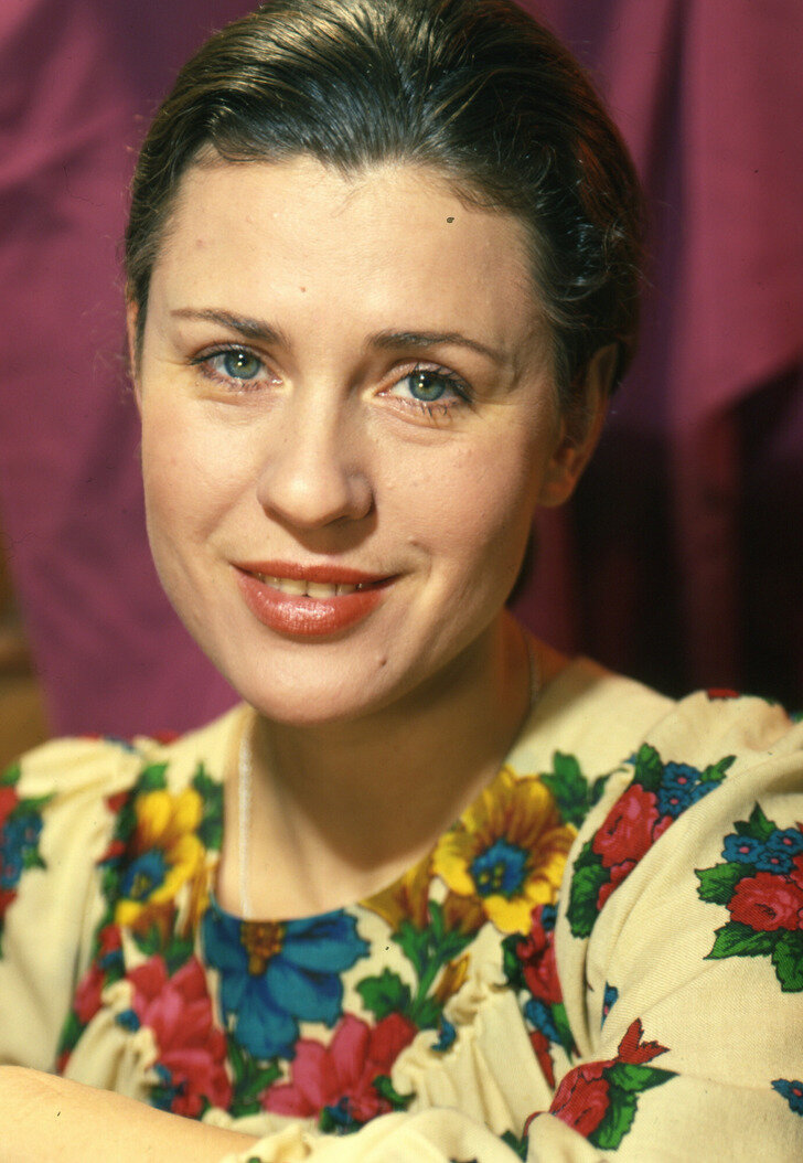 Фотосессия с гитарой мужчины. Влюбленные в танце. Романтическая фотосессия. Картина музыкальные. Сердце поёт о любви.