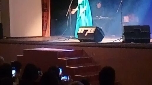 Музыкант лео выступающий в краснодаре. Концерт в краснодаре на 85 кубани. Современные музыканты. Концерты в краснодаре 2022. Выступление в краснодаре.