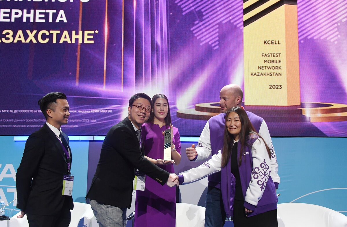 казахский магазин. рынок покупателя. экономия на продуктах. магазин продукты. альфа банк реклама.