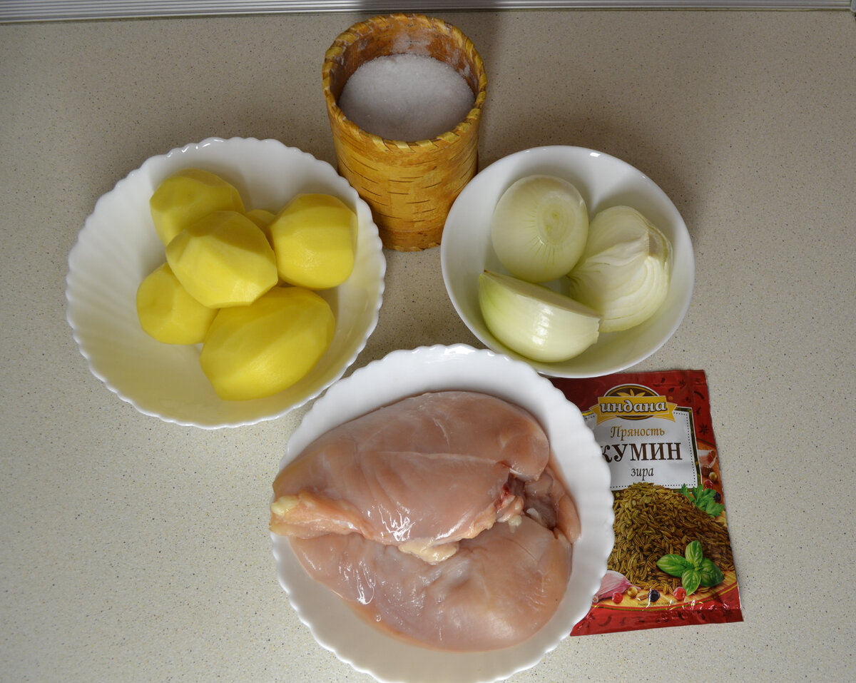 Сосиска в тесте реклама. Оригинальные сосиски в тесте. Сосиска в тесте. Настя тест. Волонина анастасия модель.