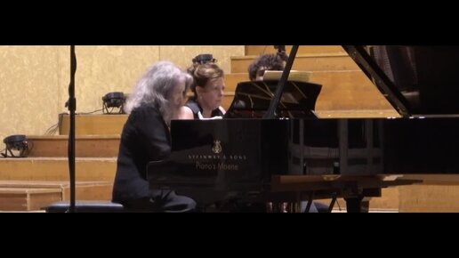 оркестр. пианистка 2021. тиса йосида пианистка. Ida cernecka пианистка. мария бобрина пианистка.