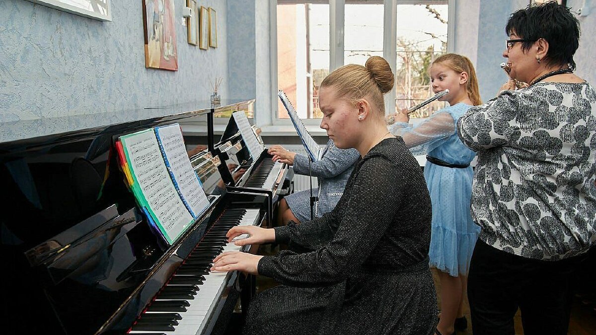     ДШИ в Елизаветинской получит необходимое оборудование. Фото: пресс-служба администрация Краснодарского края