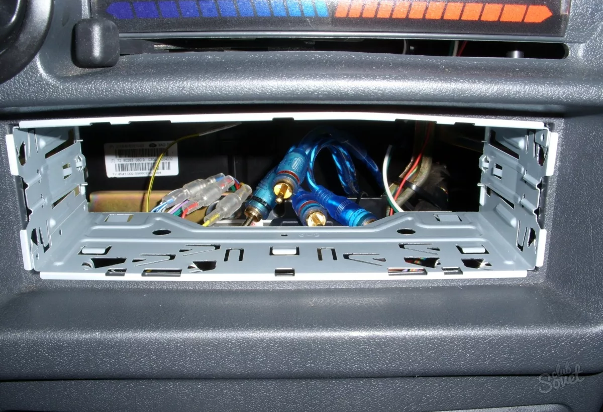 To install. Уралавтосаунд. Install auto. Install auto. Vista диск драйвера.