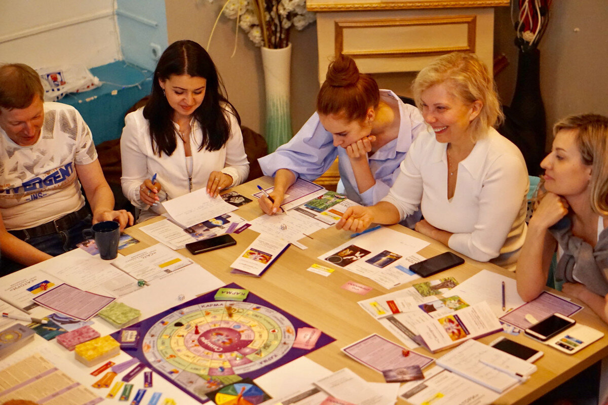 Троица что нельзя делать в этот день. Что делают в этот праздник. Праздник пасха презентация. Дети праздник. Что делают в этот праздник.