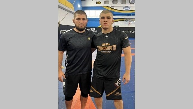  Хабиб Нурмагомедов и М.Мутаев.  фото: картинки  яндекса. 