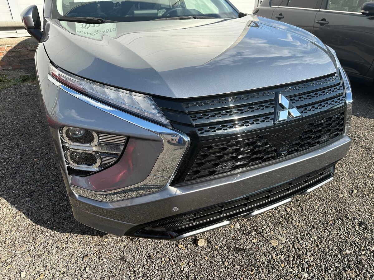 Mitsubishi Eclipse Cross. Фото с Auto.ru