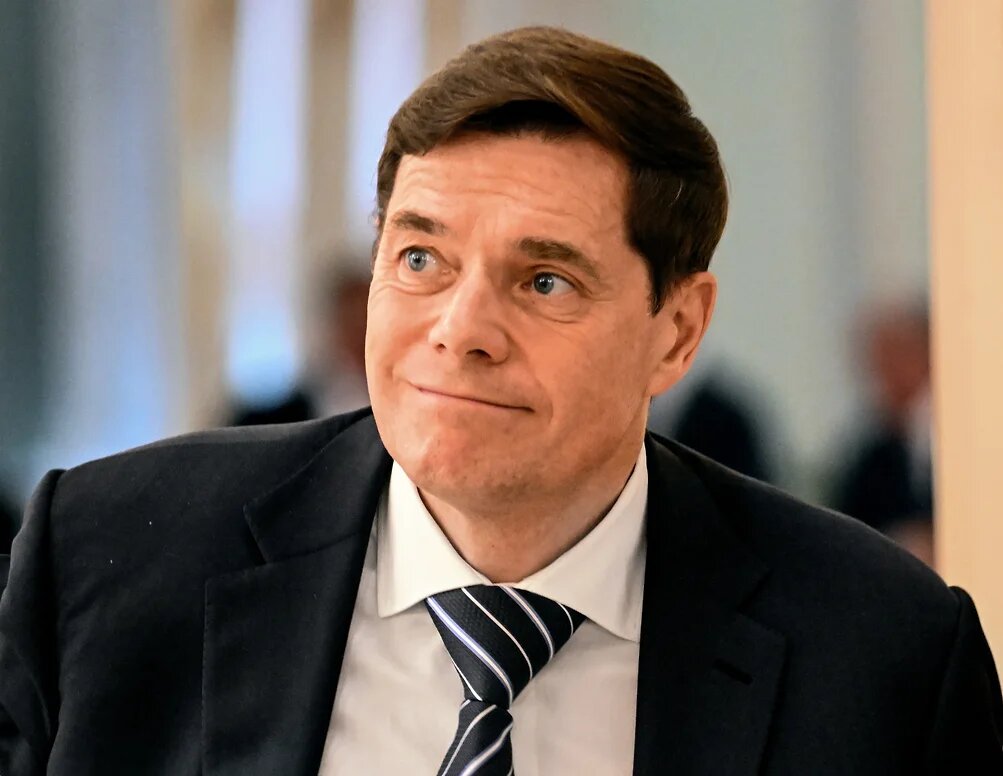 Алексей Мордашов - самый удачливый из всех миллиардеров шлёт всем свой пламенный привет.