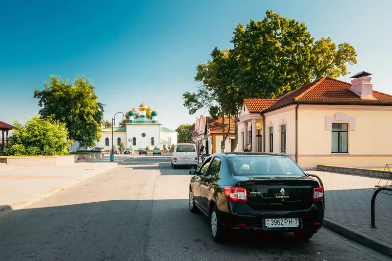 Самые надёжные автомобили с пробегом. Надежные на вторичном авто. Самые продаваемые машины в россии. Премиальные марки автомобилей. Самая надежная машина.