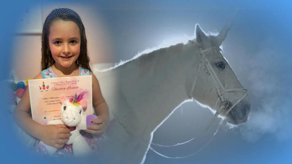 Милые девочки рисунки. Портрет девушки с единорогом. Рисунки на лице для девочек единорог. Моя девушка единорог 23. Рисунки на лице для девочек единорог.