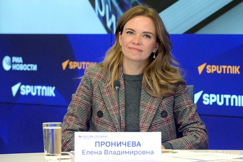    Елена Проничева рассказала, какие выставки были востребованы в минувшем году. Выставку Николая Рериха только за два месяца посетило 220 тысяч зрителей. / РИА Новости