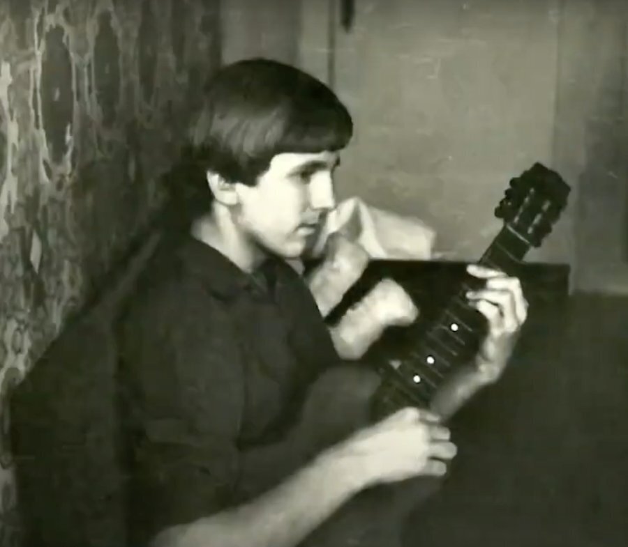 не знаю меры ни в чем. стихи я обращаюсь с требованием веры и просьбой о любви. вставьте нужные буквы. я свою меру знаю. смешные афоризмы про похмелье.