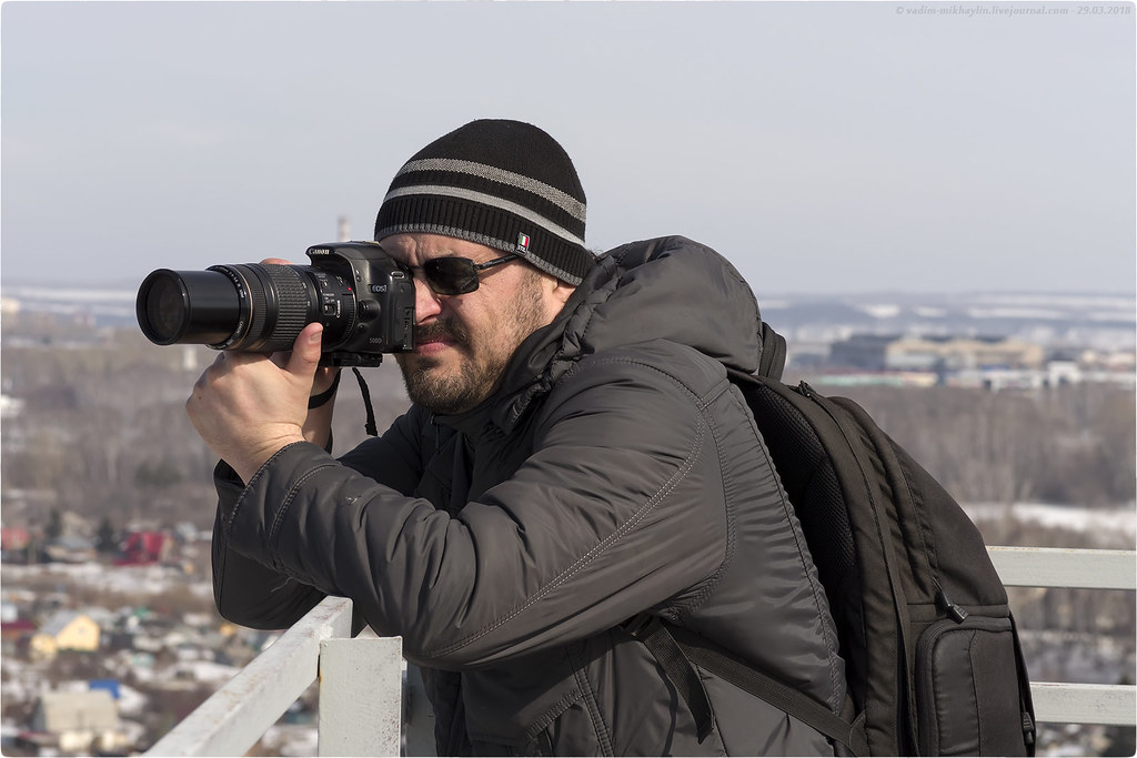 Я... давно... на крыше... в городе Кемерово... :-)