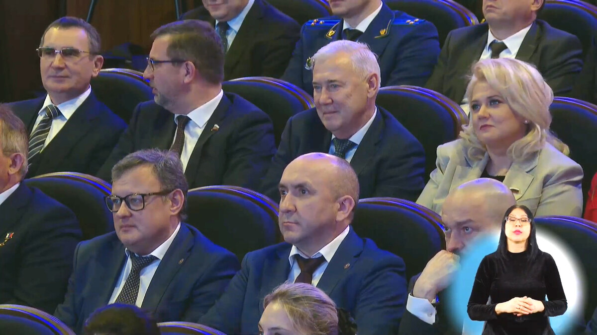 Бывший глава чувашии. Игнатьев михаил васильевич глава чувашской республики. Михаил игнатьев чувашия. Губернатор чувашии игнатьев. Михаил васильевич игнатьев.