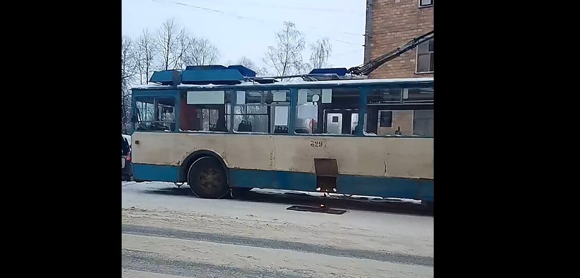 00. трамвай невский спб. троллейбус питер. троллейбус тролза мегаполис питер. тролза-5265.