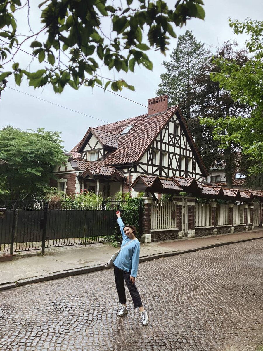 Бесконечное лето лена арт. Город якутск на реке лене. Мирби и лена. Елена летучая 2015. Лена стоит на городе.