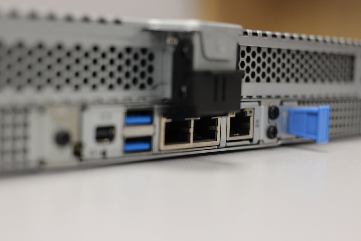 Адаптеры HBA находят широкое применение в самых разных областях, где требуется масштабное и надежное хранение данных.