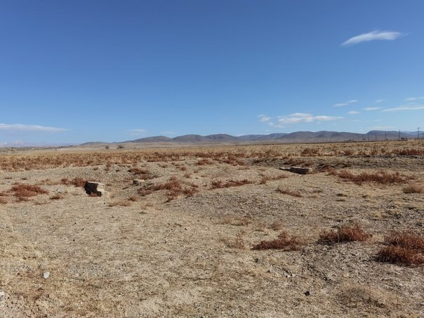 Это древний мост. Я не шучу.