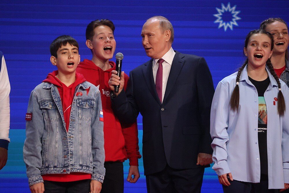 Письма от свидетелей иеговы. Форма письма обращения к президенту рф. Письменное обращение главе донецкой республики. Письмо главам государств. Образец обращение к главе республики крыма.